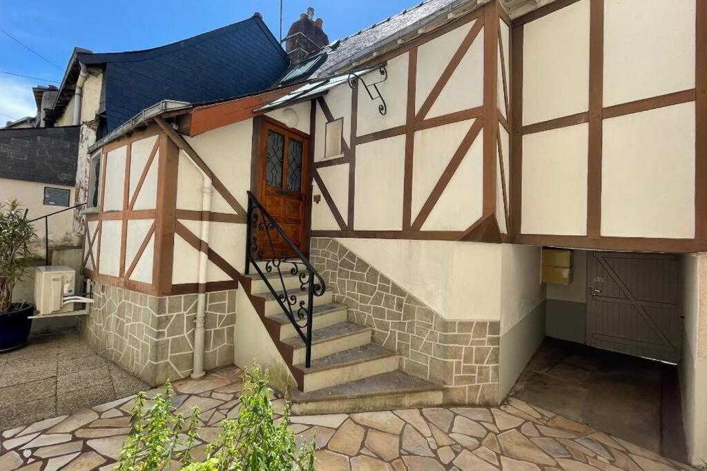 Centre-Ville : Maison De Charme - Secteur Calme 라발 외부 사진